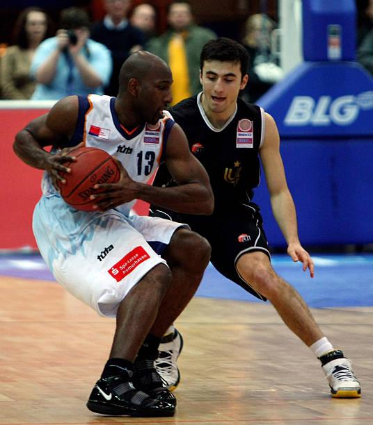 了他们个人 了他们个人