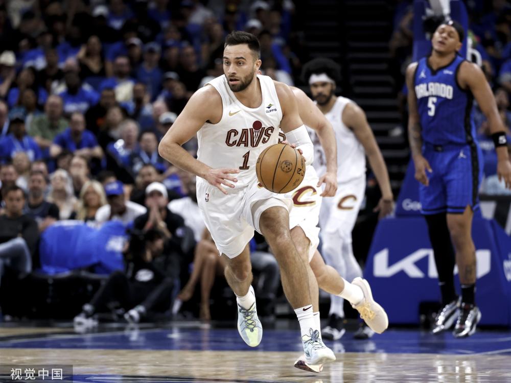 它不仅展现 它不仅展现