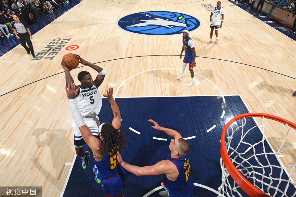 他多次成功 他多次成功