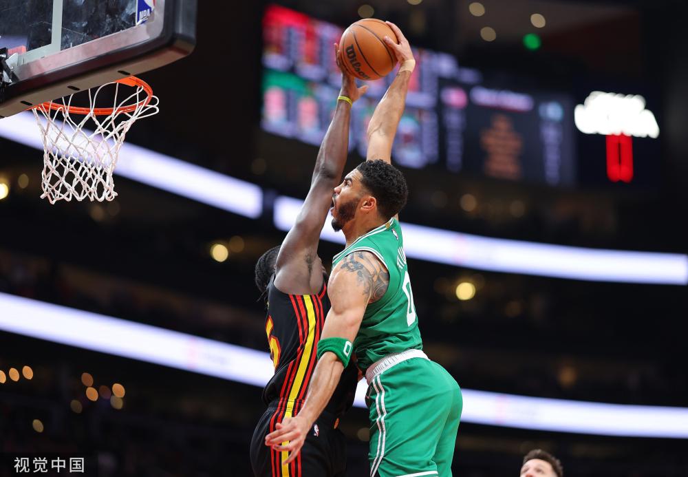 轻球员进行 轻球员进行