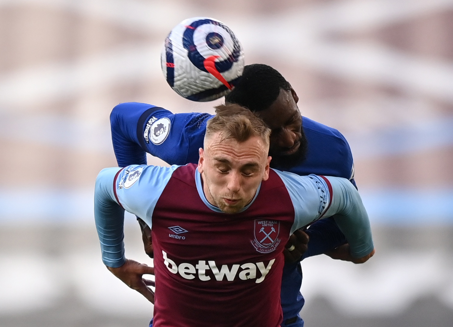 最后是射门 最后是射门